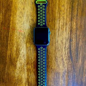1st Generation Apple Watch 42 MM